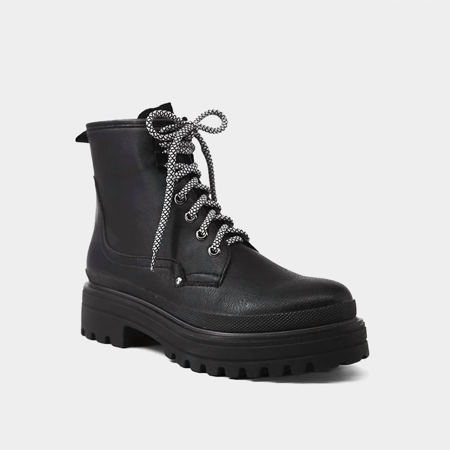 Mud Resistant Work Commute easy to remove Women's Ymelda Boot In Black
