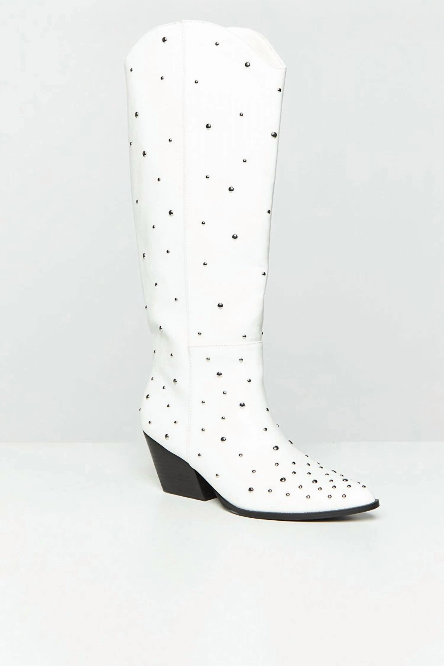 Women's Zoelle Boot In White Rodeo Event Memory Foam