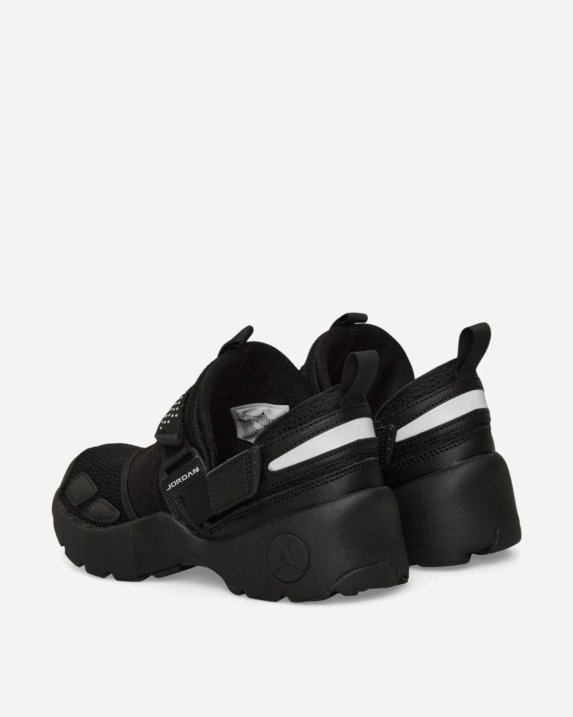 Soft-touch design Women's Jordan Trunner LX Sneakers Black