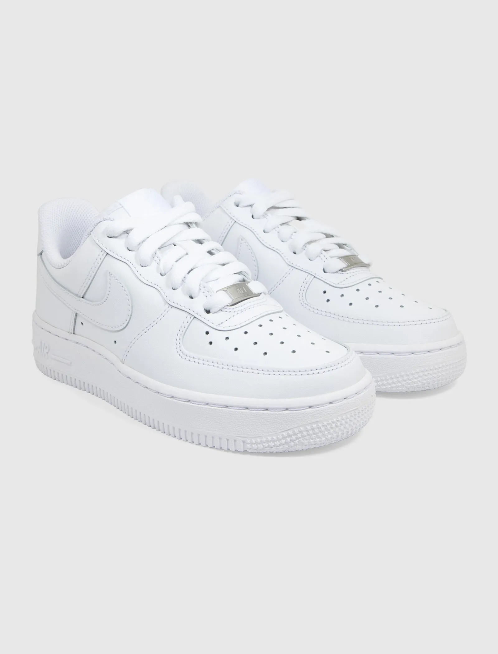 WOMENS NIKE AIR FORCE 1 '07 Wide fit Chic Cool