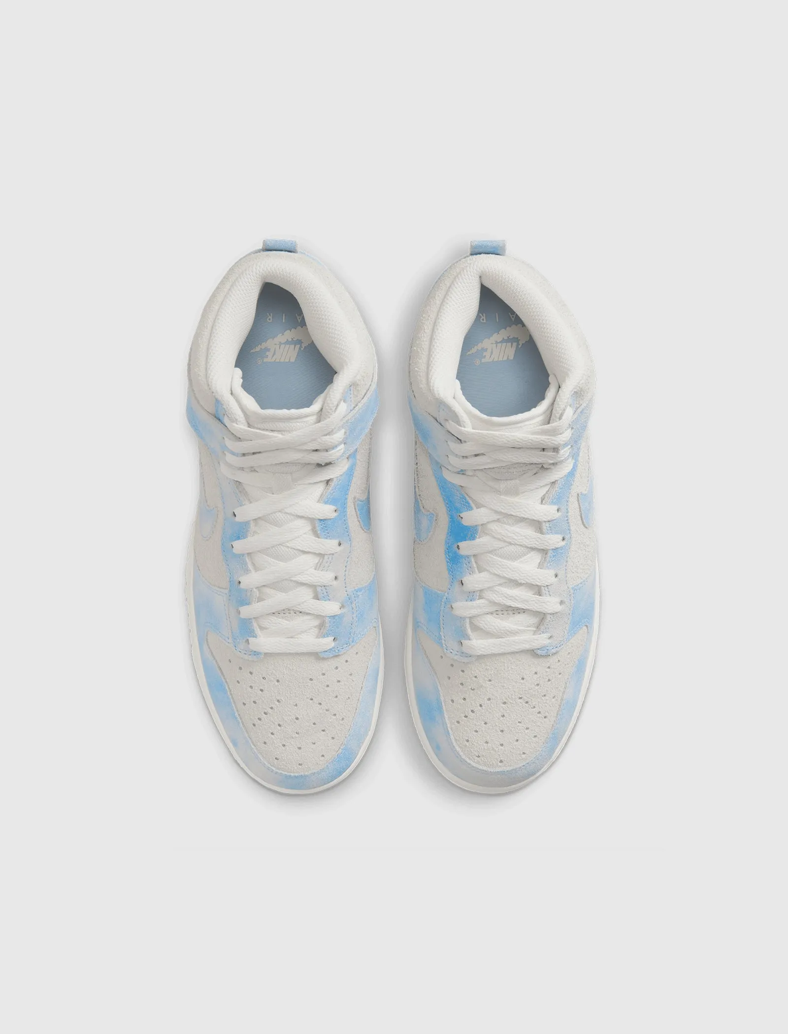 Airy Design WOMEN'S NIKE DUNK HIGH SE "CLOUDS"