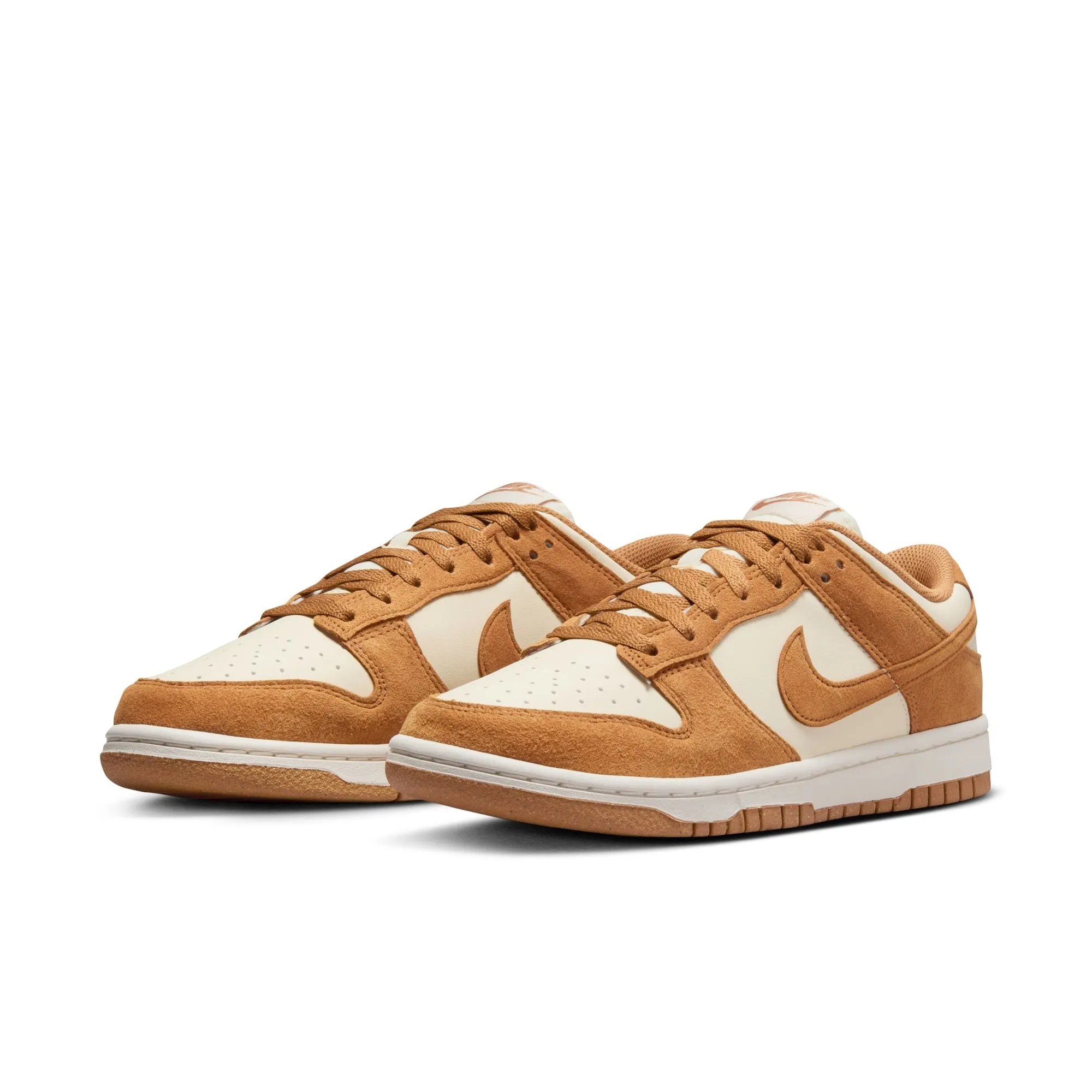 Womens Nike Dunk Low 'Next Nature Flax' Rubberized Heel Motion control