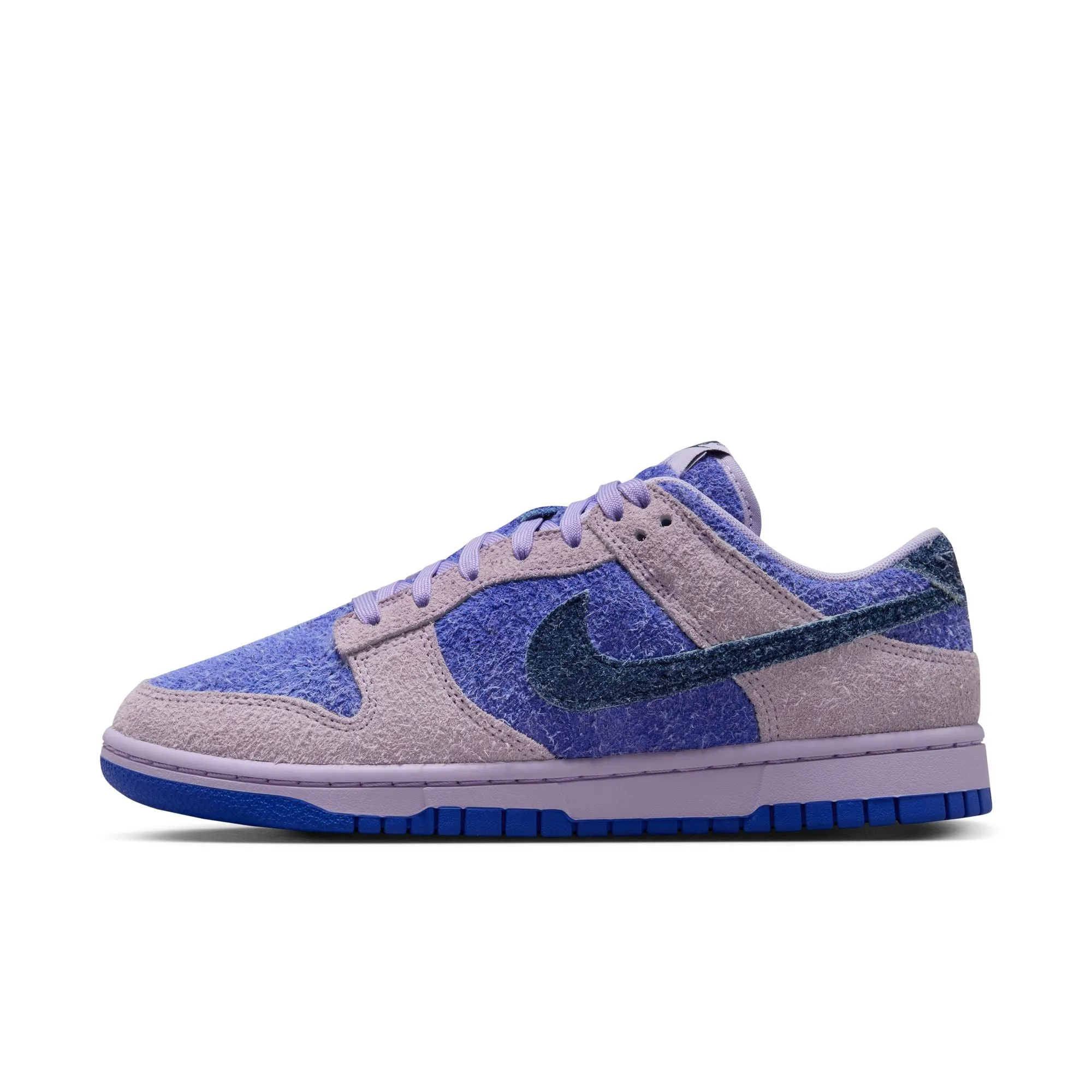 Womens Nike Dunk Low SE 'Hydrangeas' Machine Washable Fabric Streamlined grip