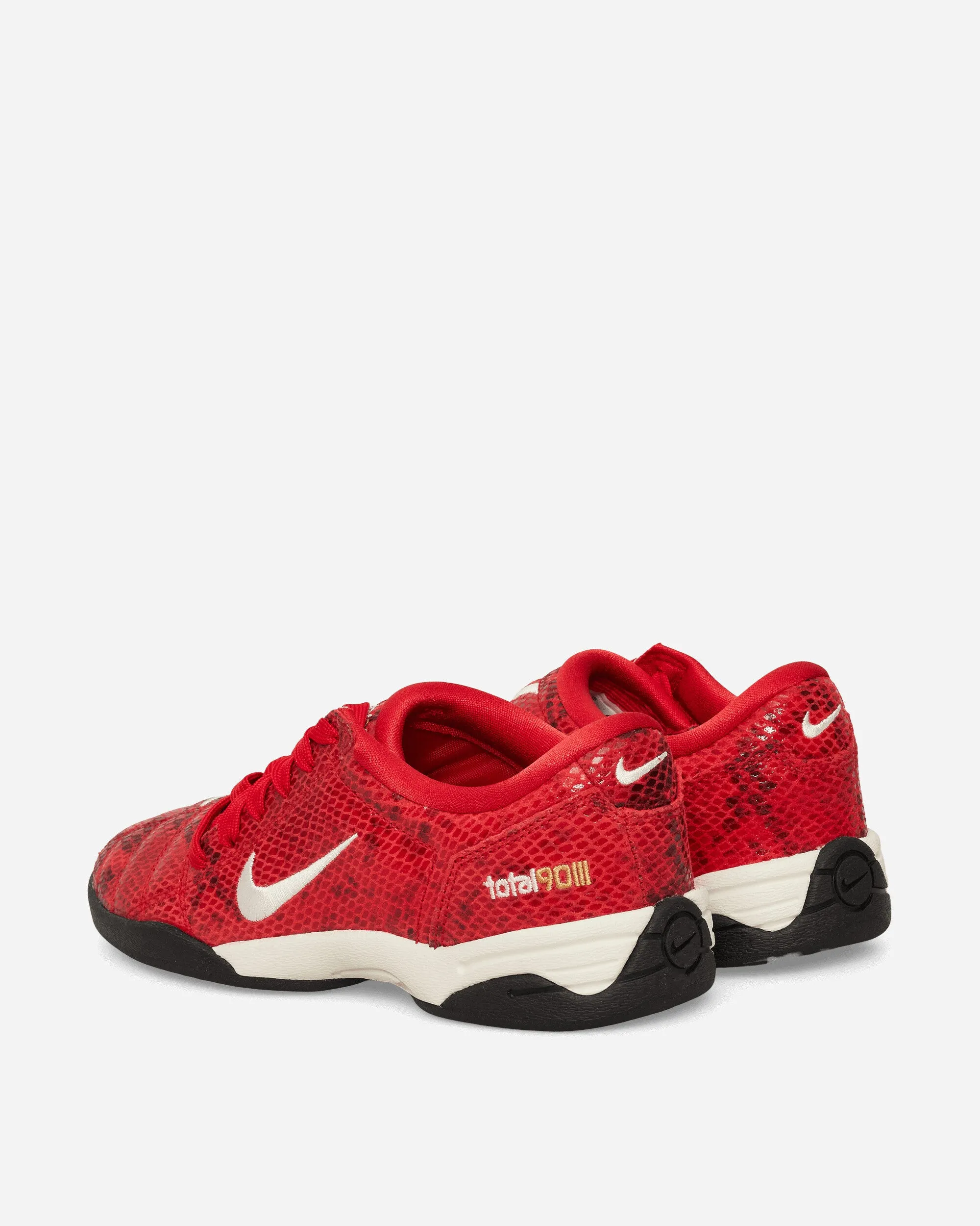 Women's Total 90 Sneakers Fire Red / Pale Ivory Hydrophobic coating