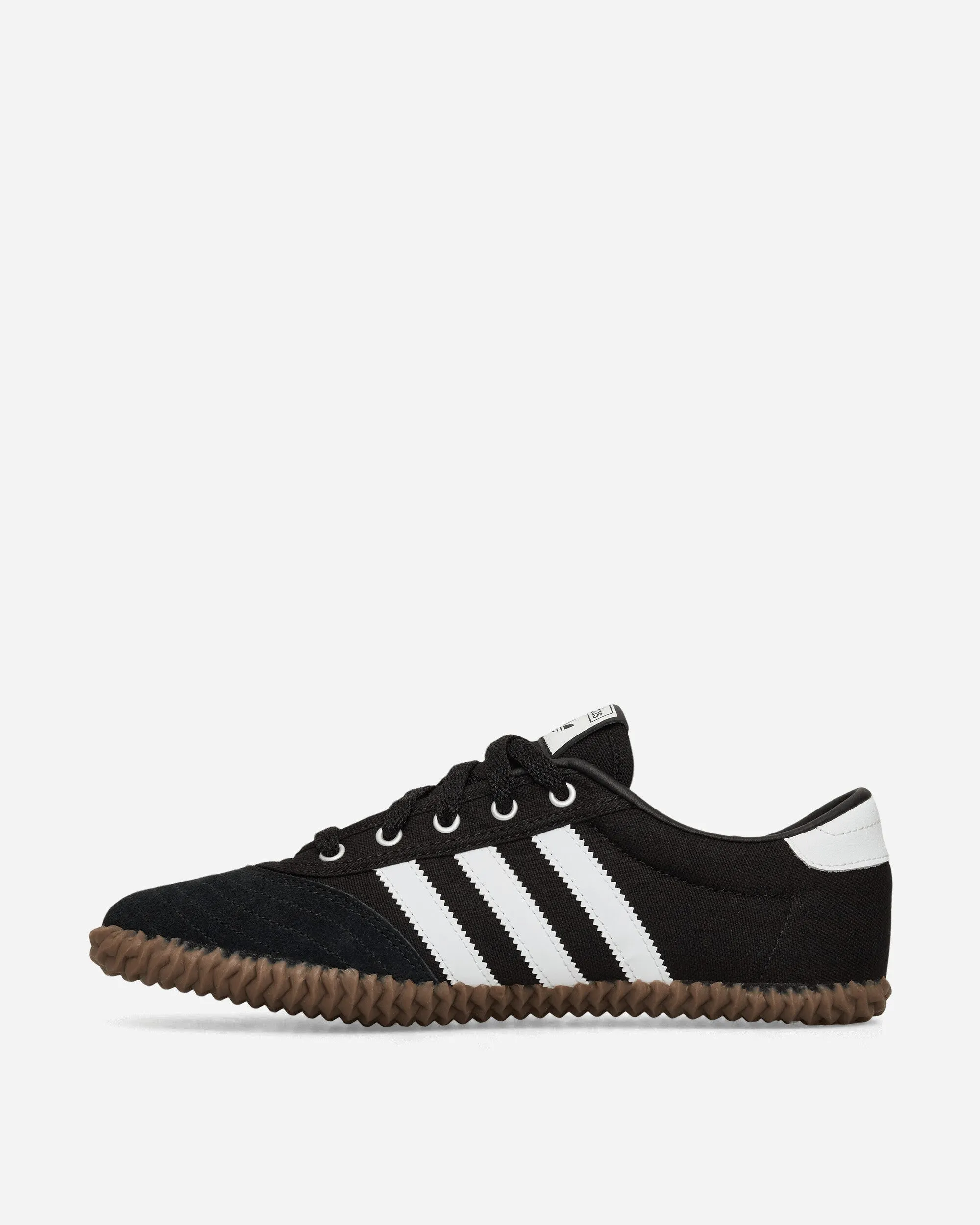 Women's Volley Plimsole Sneakers Core Black / Cloud White Total Control Neutral Pace