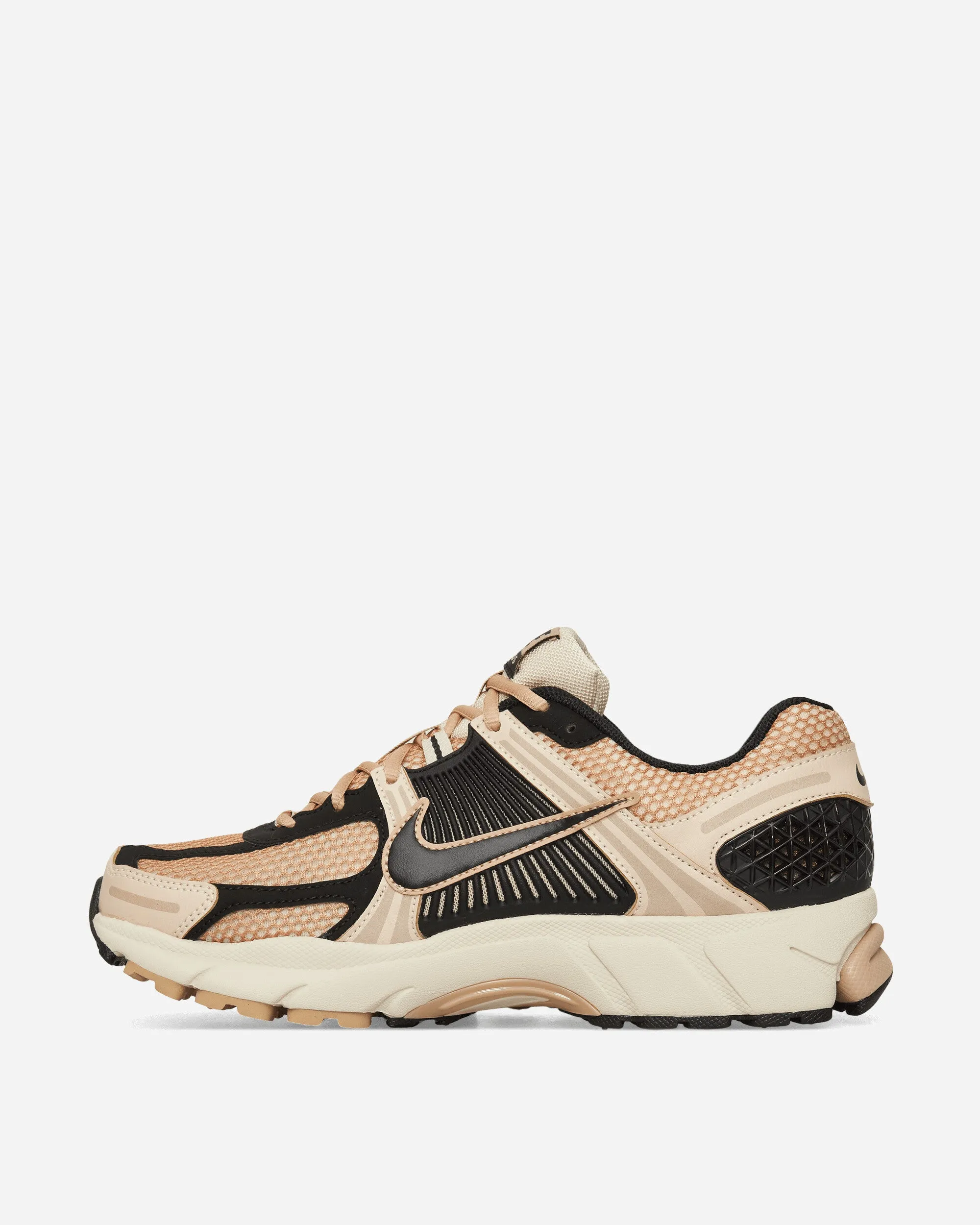 Shock-absorbent flexibility Women's Zoom Vomero 5 Sneakers Sanddrift / Black / Hemp