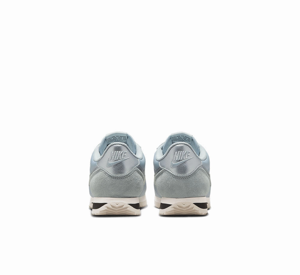 Womens Nike Cortez workout mode