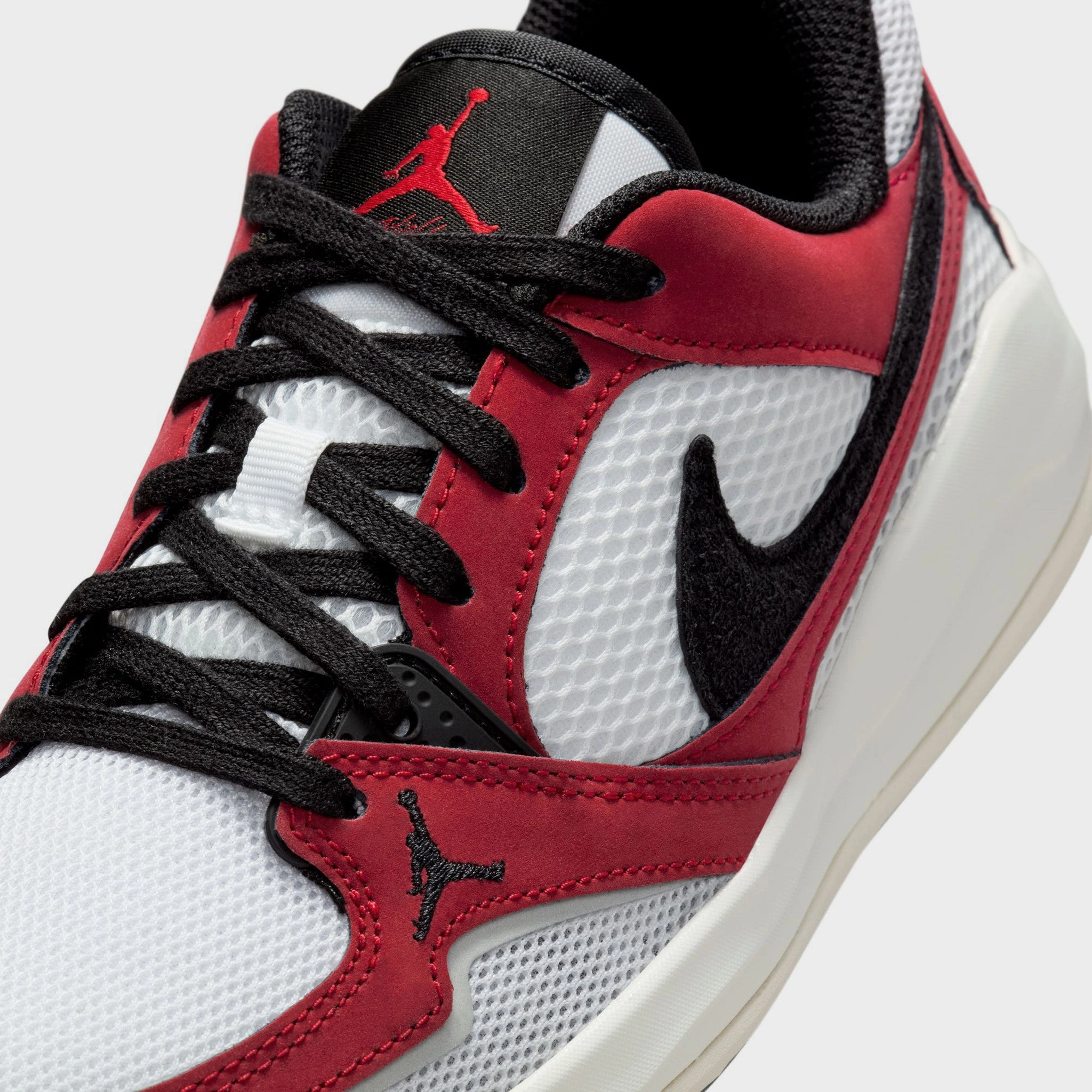 Jordan CMFT Era GS White / Black - Varsity Red Dual Density Carrier