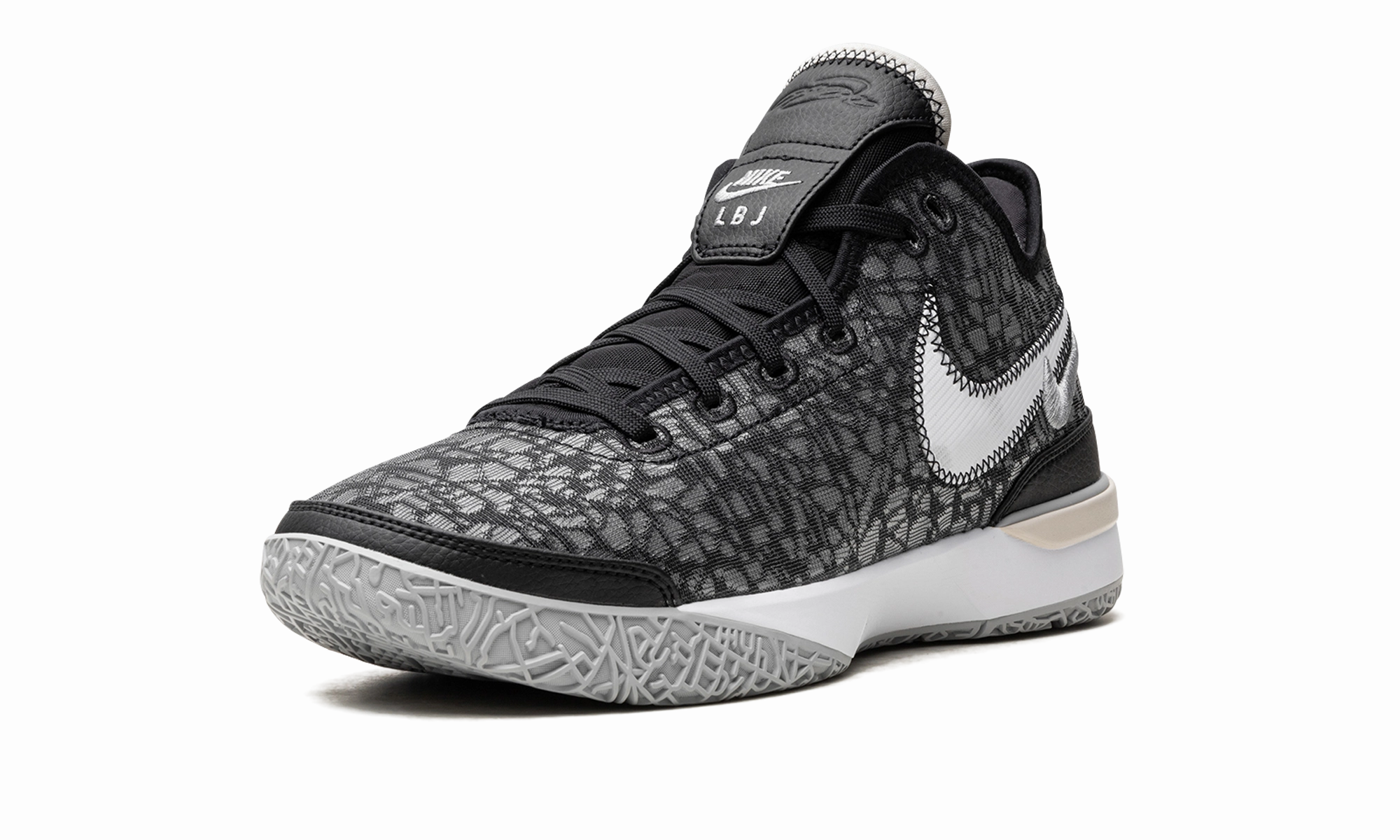 Micro Perforated Ventilation Zoom LeBron NXXT Gen "Black / Wolf Grey"