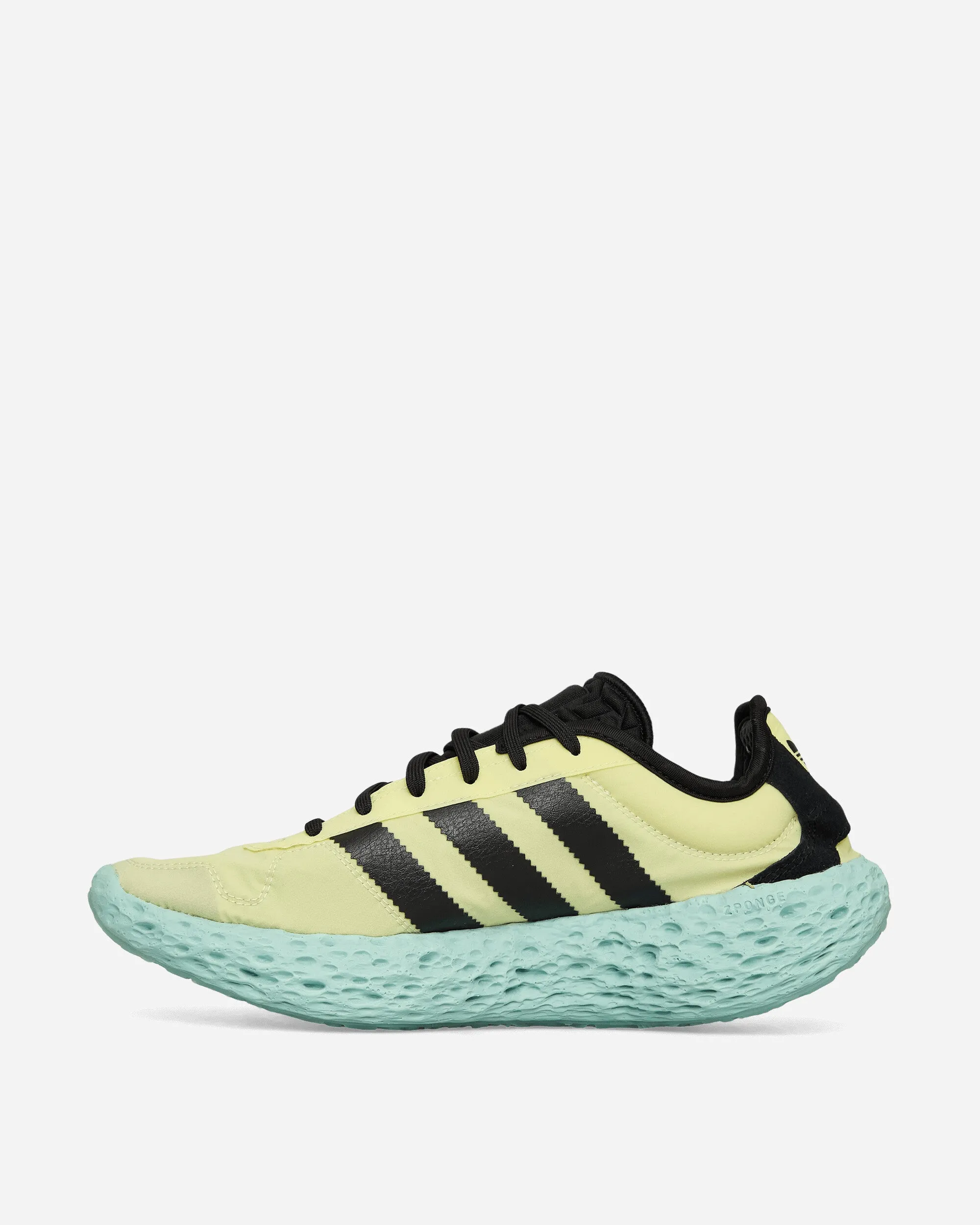 Multi-Sport Design WaterResistant Zponge Sneakers Ice Yellow / Core Black